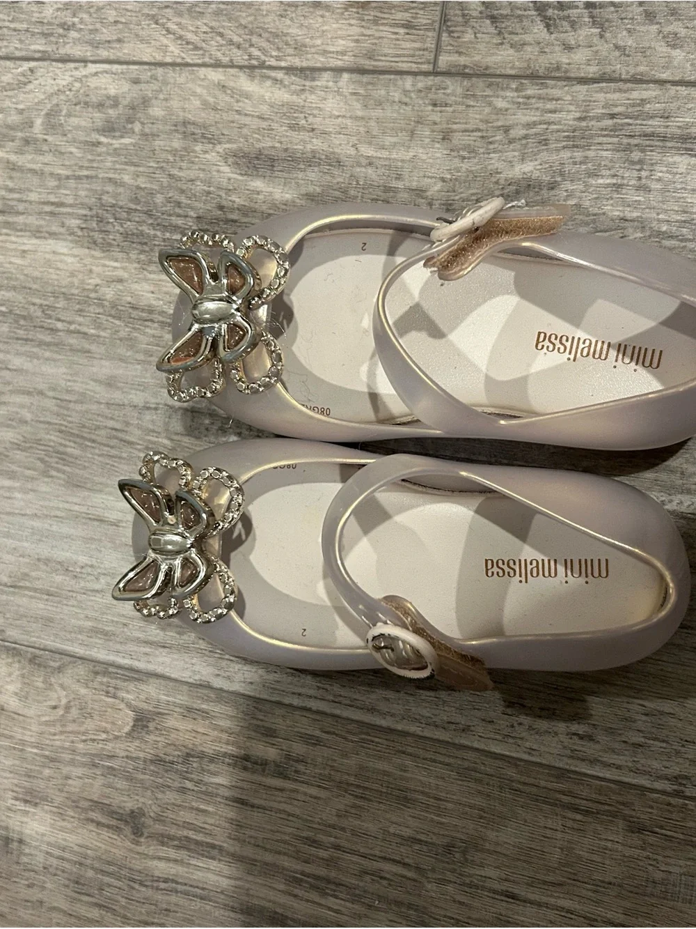 Mini Melissa Girls' Butterfly Mary Janes with Crystal Bow US 8